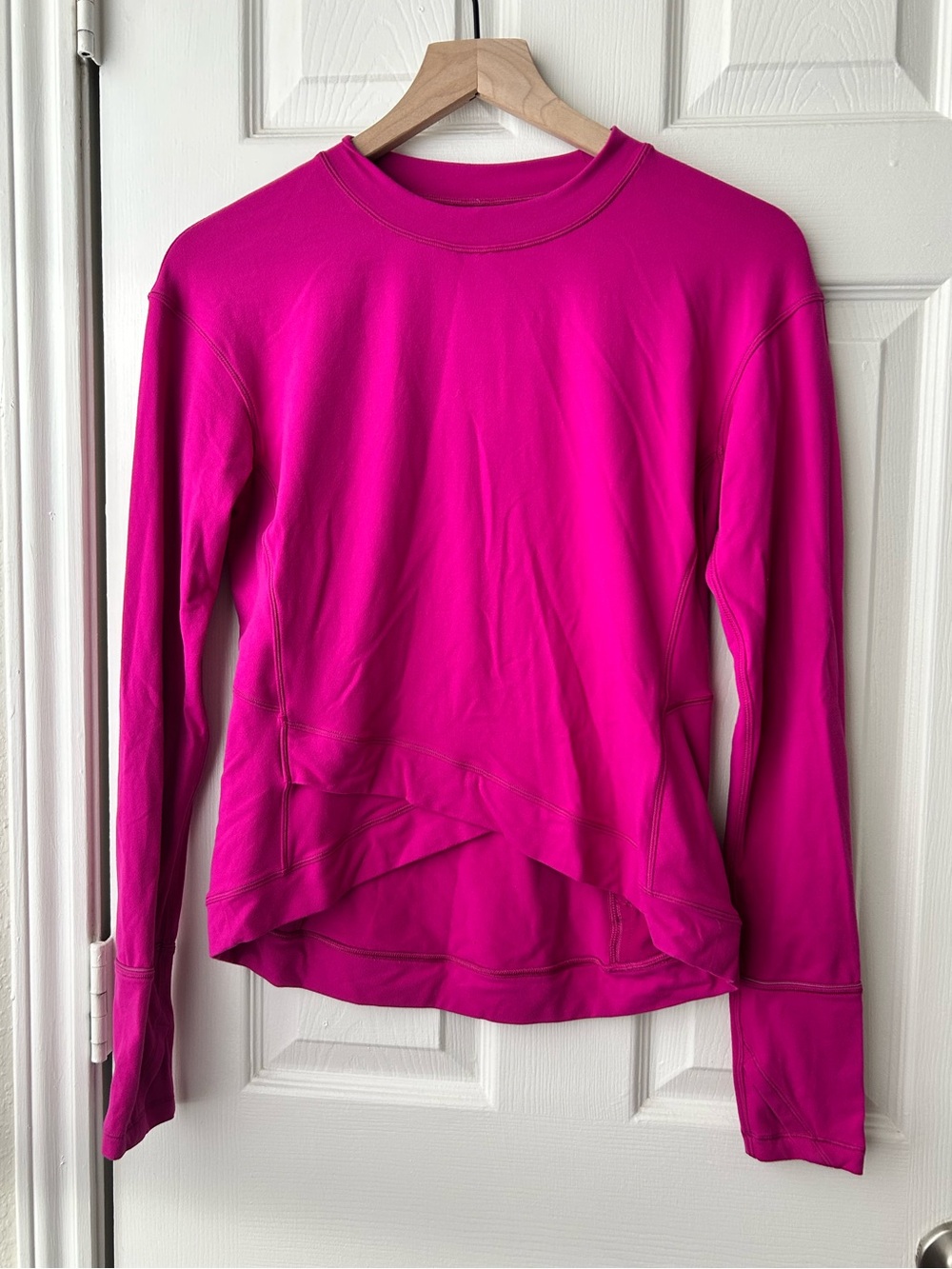 Lululemon Close to Crossing Long Sleeve Ripened Raspberry size 8 GUC